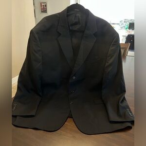 Gently used, Men’s Stafford Suit. Color: Black